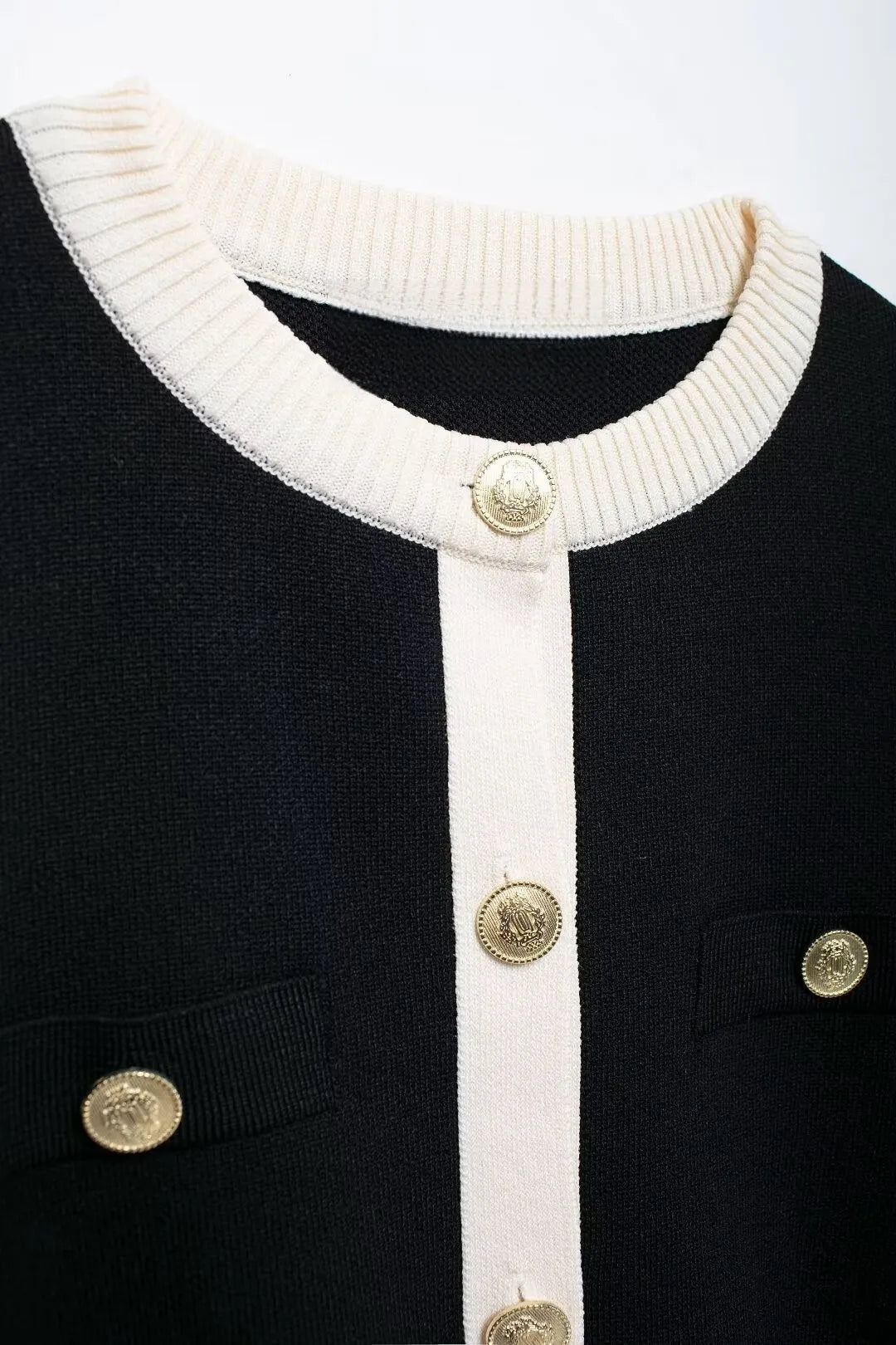 Vera - Cardigan Slim-Fit Chic Dorato